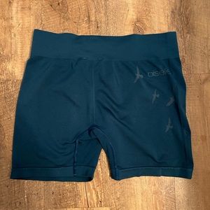 Oiselle Flyte Shorts